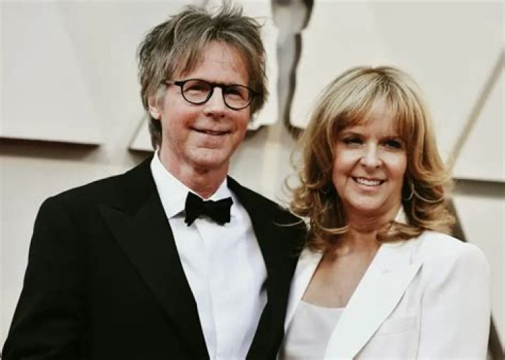 Dana Carvey and His Wife Raised Their Kids Away From Hollywood