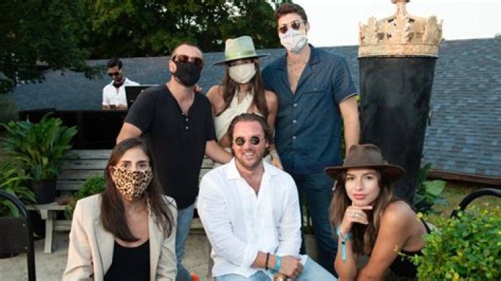 Danielle Bernstein Anthony Adler, We Wore What Boyfriend Family NAYAG