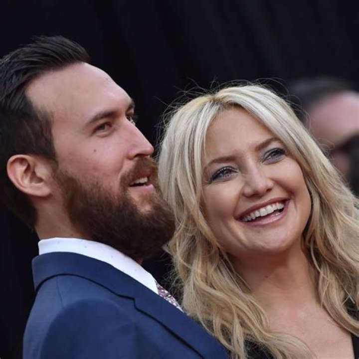 Danny Fujikawa Bio, Facts, Family Life of Singersongwriter