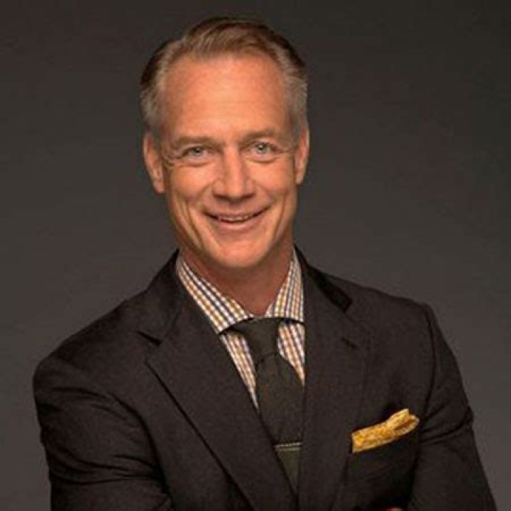 Daryl Johnston Salary and Net worth 2022; Who is his wife? ·
