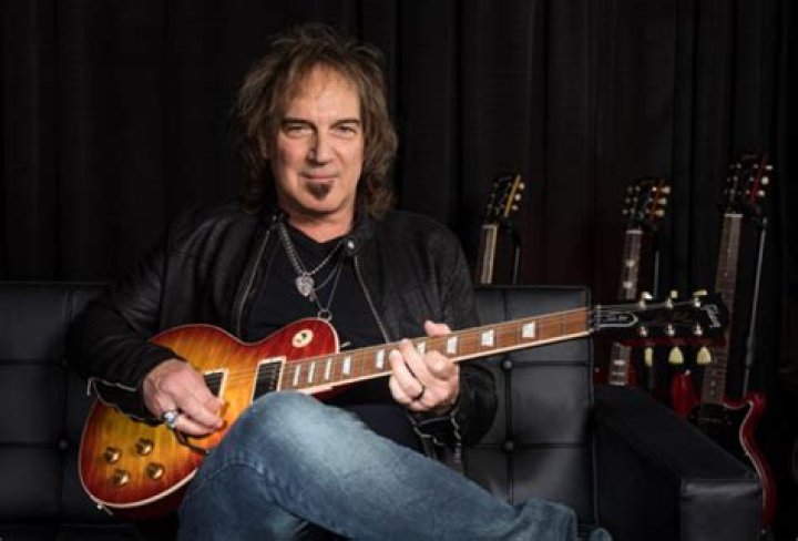 Dave Amato and Gibson Announces World Premiere Of New Custom Shop &lsquo;Dave