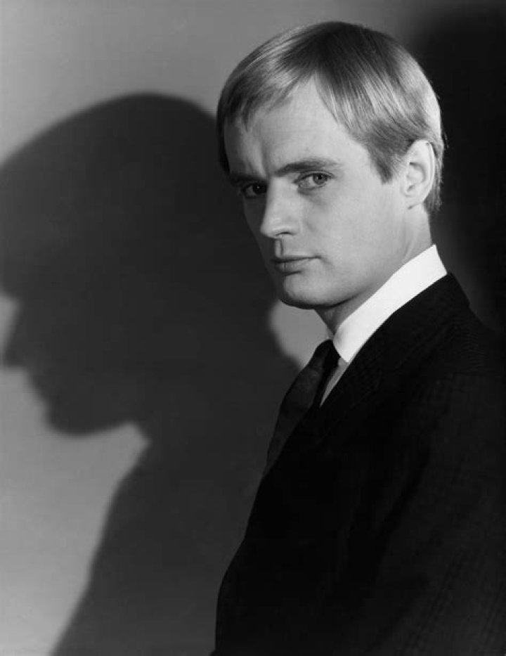 David McCallum 'NCIS' and 'The Man From U.N.C.L.E' star dead at 90 CNN