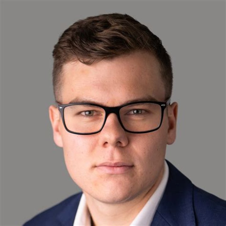 David Preston [Profiles] &bull; Instagram, Twitter, TikTok Foller