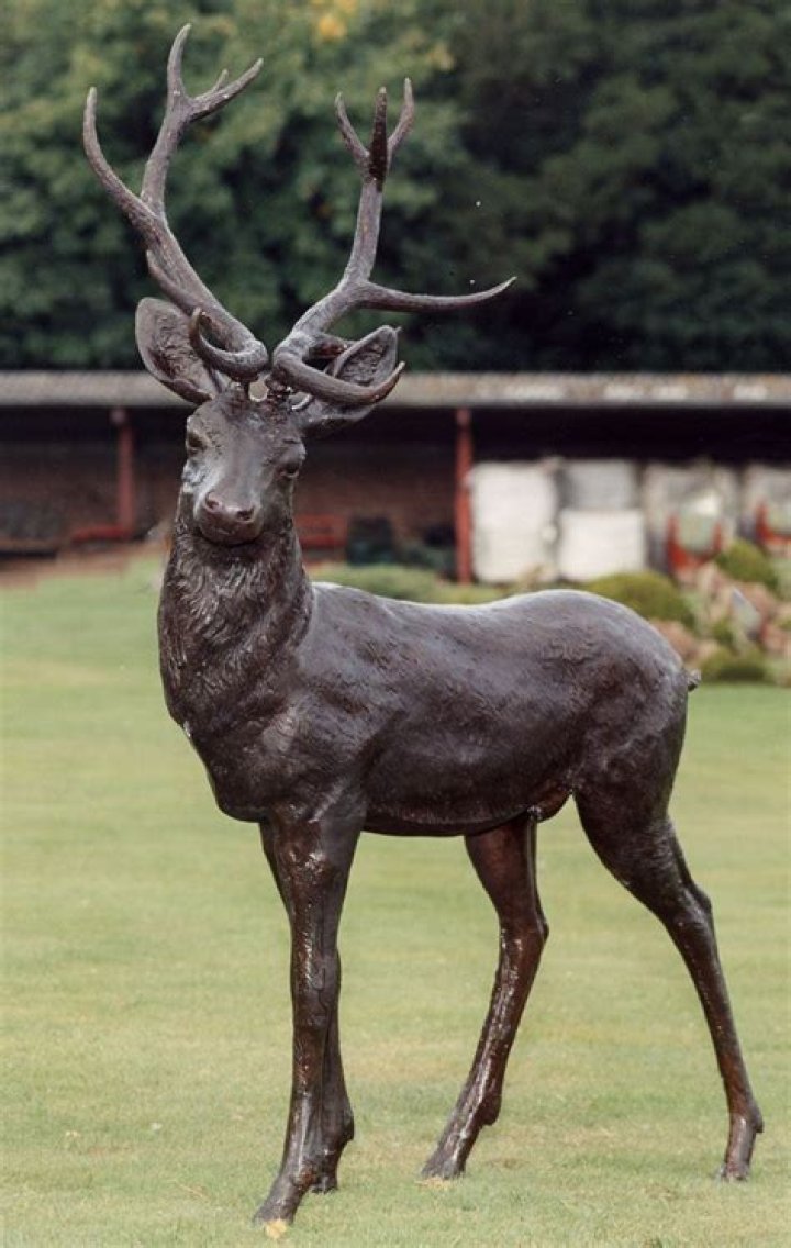 Deer Statues Animal Sculpture Bronze Pantotrichum Statue