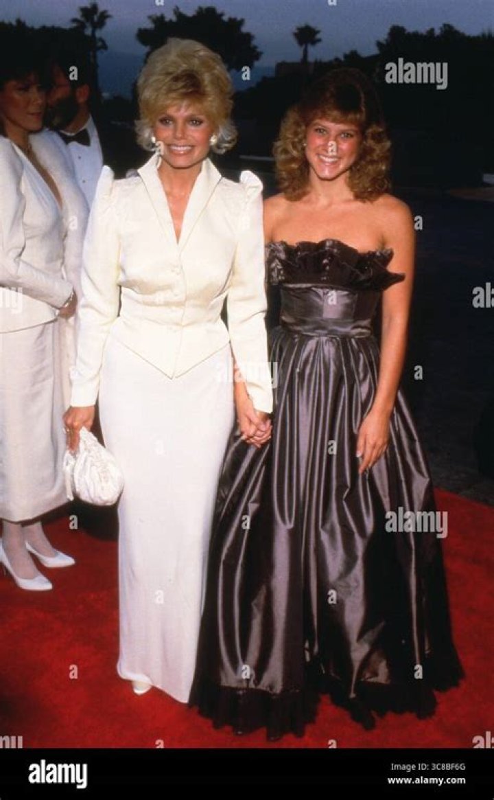 Deidra Hoffman, Daughter of Loni Anderson – Bio, Family, Data