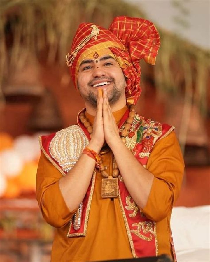 Dhirendra Krishna Shastri Age, Height, Bio, Wiki, Facts & More