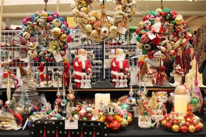 Discover The Hidden Gems Of Randolph Street Market: An Insider's Guide