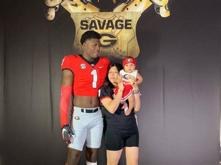 Does Darnell Washington Have Kids?