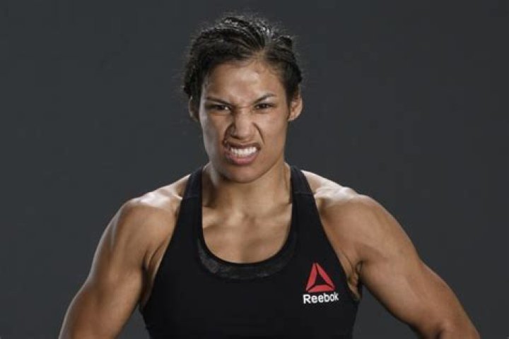 Does Julianna Pena Have A Husband, Boyfriend or Baby Daddy?