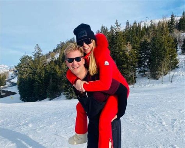Does Peter Doocy Wife Still Have Cancer?