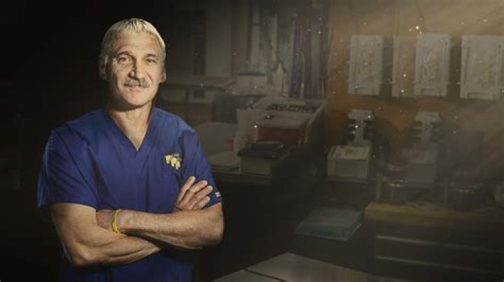 Dr. Jeff Young Bio, Family, Education, Career, Wife, Cancer