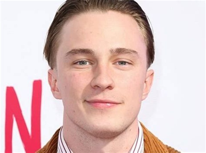 Drew Starkey Wiki, Age, Height, Weight, Girlfriend, Biography & Family