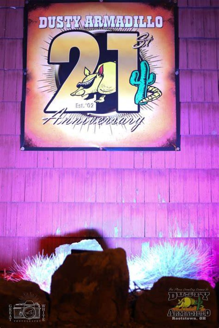 Dusty Armadillo in Rootstown Restaurant menu and reviews