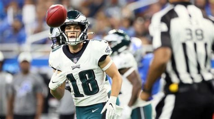Eagles rookie says he was denied access to players' parking lot before