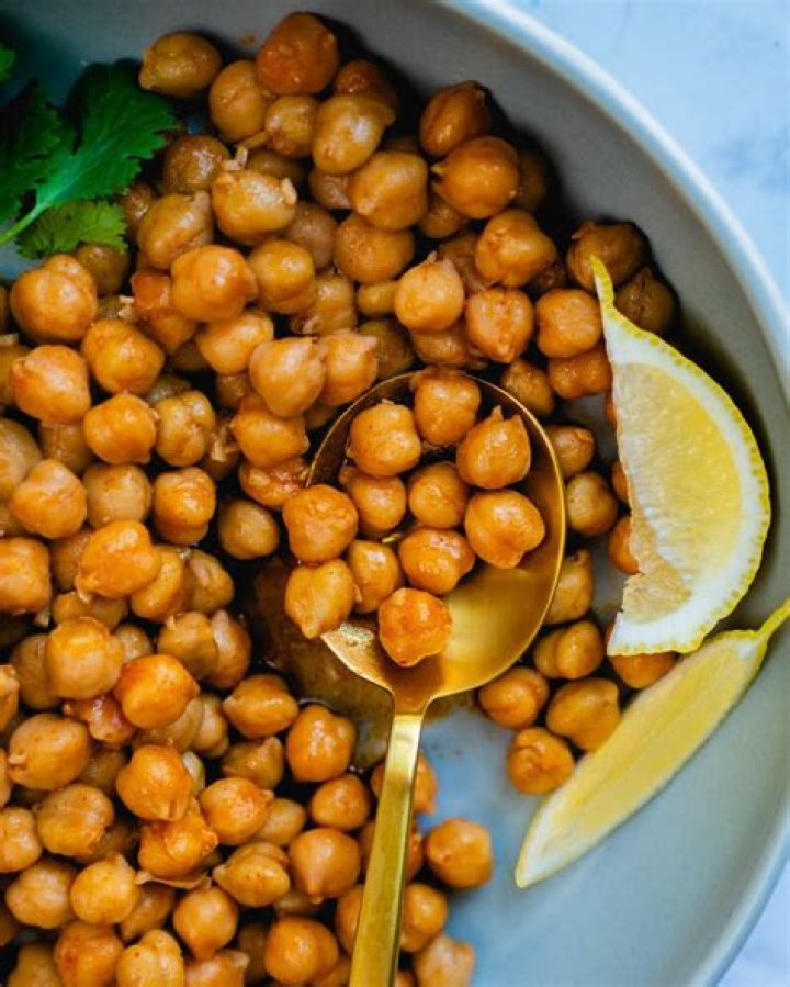 Easy Canned Chickpeas Recipe Canned chickpeas, Easy healthy recipes