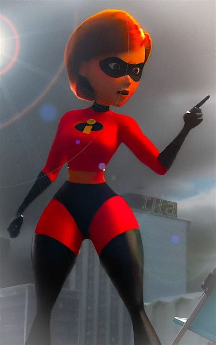 Elastigirl by Toni Camille r/cosplayers