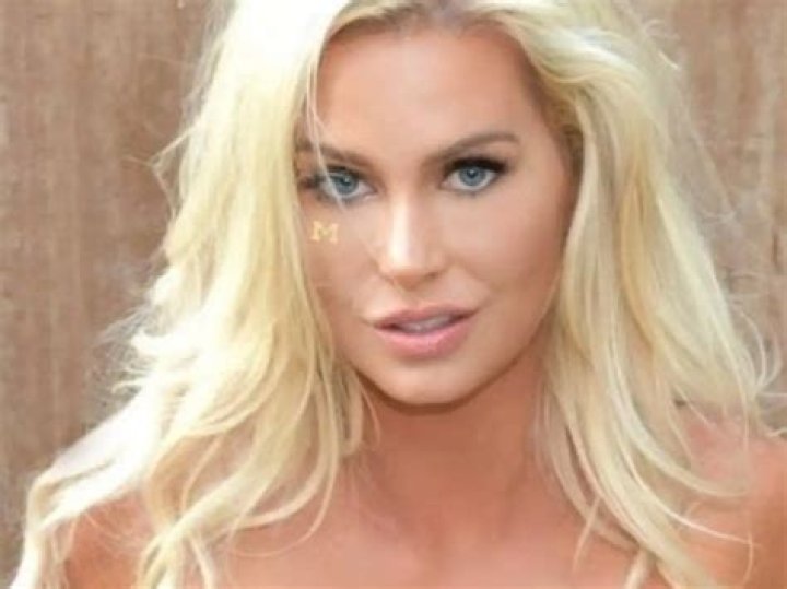 Elle Johnson Bio Husband Wiki Facts About The Instagram Model My XXX