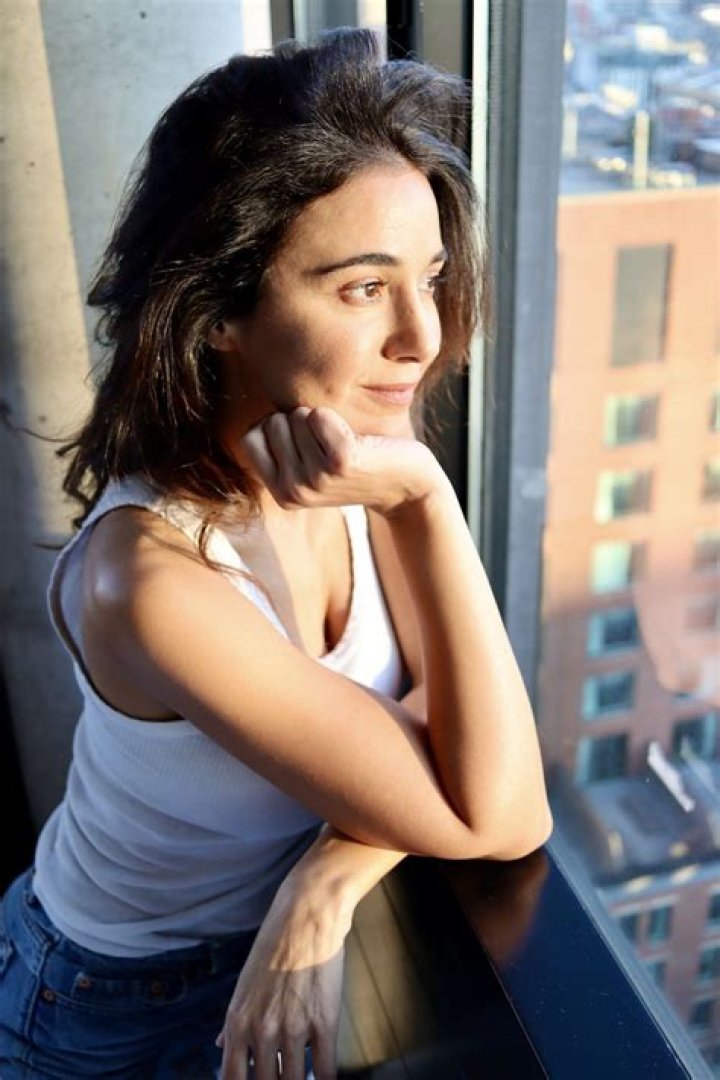 Emmanuelle Chriqui Emmanuelle Chriqui Photos 24th Annual Race To