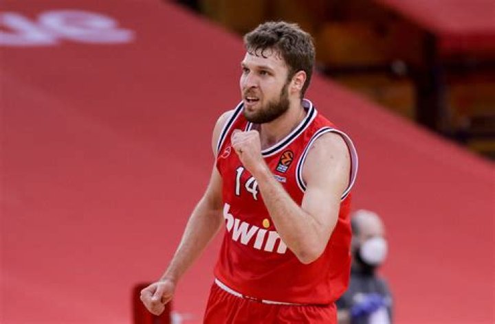 EuroLeague Round 30 MVP of the Week Sasha Vezenkov, Olympiacos