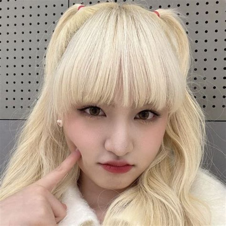 Everything about IVE member Liz Profile, Age, Boyfriend and unknown