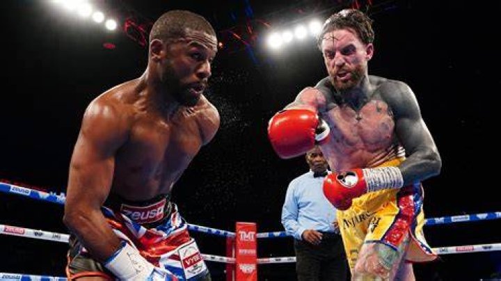 Floyd Mayweather vs Aaron Chalmers PFL prodigy SammyJo Luxton ready