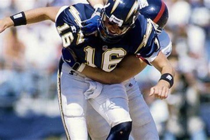 Former Chargers QB Ryan Leaf to join ESPN as college football analyst