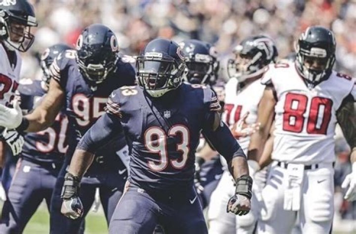Former NFL Linebacker, TV Analyst, Author and Humanitarian Sam Acho