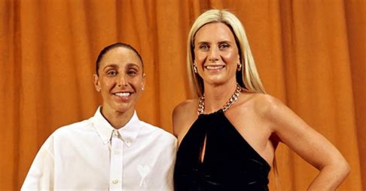 Former UConn great Diana Taurasi wins WNBA playoff game, returns to