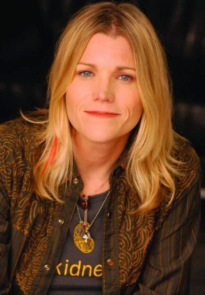 Gaining Momentum Hinsdale Alum Cathy Richardson Hinsdale Magazine Group