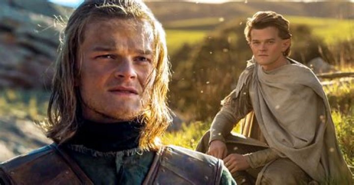 Game of Thrones Actor Robert Aramayo's Bio, Girlfriend, Net Worth, Earnings