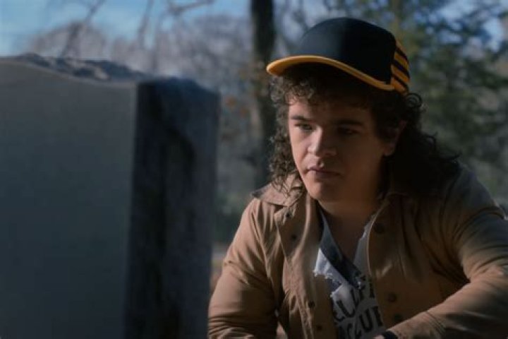Gaten Matarazzo's Braces Check Out Dustin From Stranger Things New