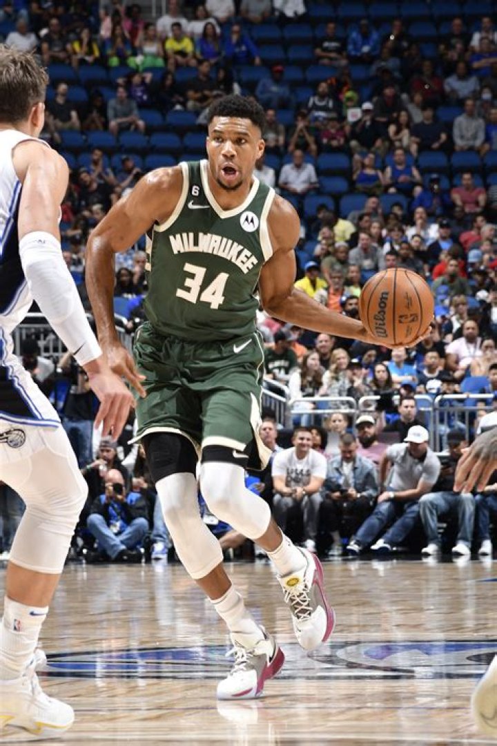 Giannis Antetokounmpo talks getting 'a little bit freaky' birthday