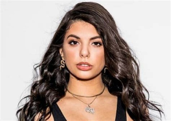 Gina Valentina Height, Weight, Age, Husband, Boyfriend, Biography & More 4 Gina Valentina Biography