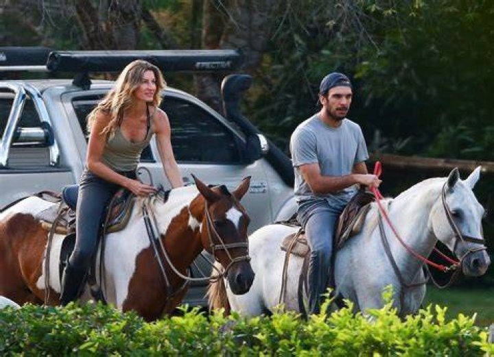 Gisele Bündchen addresses Joaquim Valente dating rumours as she