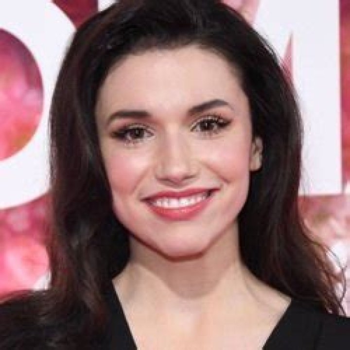 Grace Fulton biography age, height, net worth, movies and TV shows