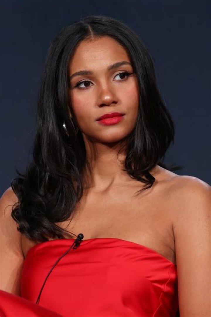 Greta Onieogou Wiki/Bio, Age, Net worth, Boyfriend, Bikini, Net worth