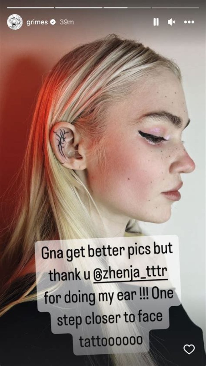 Grimes Reveals New Name of Toddler Daughter with Elon Musk Photo