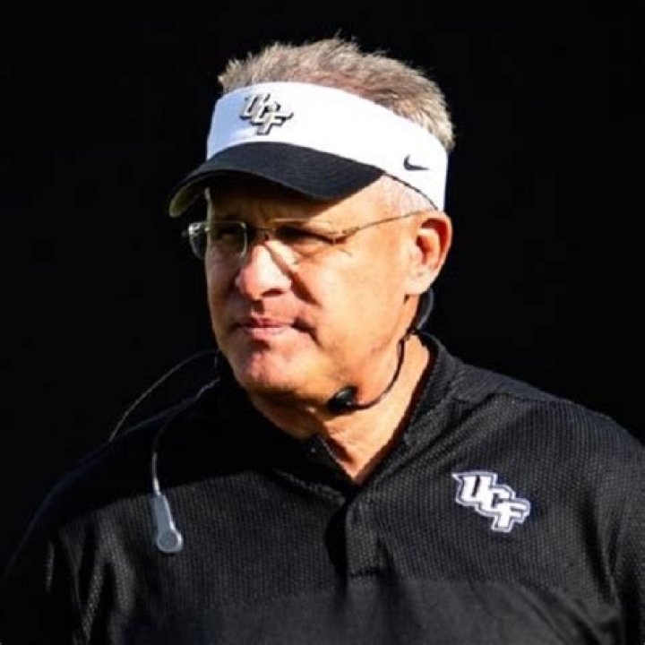 Gus Malzahn Bio, Age, Net Worth, Salary, In Relation, Facts