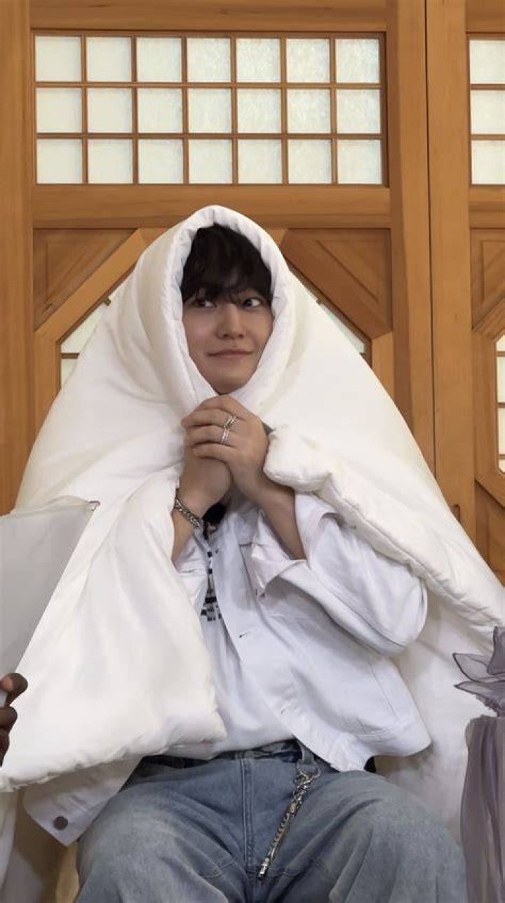 Han ji min, Woo sung and Wedding photos on Pinterest