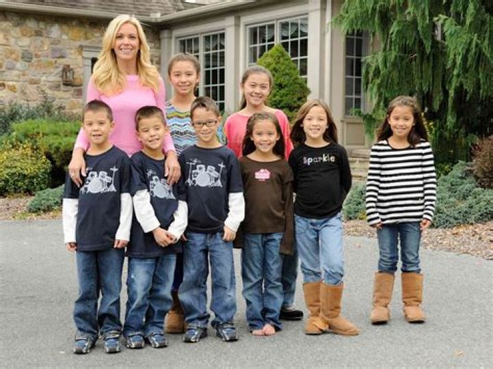 Hannah Gosselin Says Kate 'Separated' Her Brother Collin from Siblings