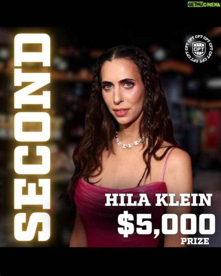 Hila Klein Age , How old is is the Israel born YouTuber