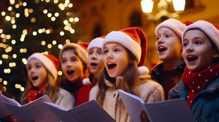 Housetohouse Christmas caroling and watching MMFF movies Inquirer
