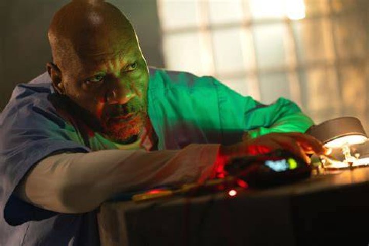 How did Ving Rhames get into acting? Does Ving Rhames know martial arts