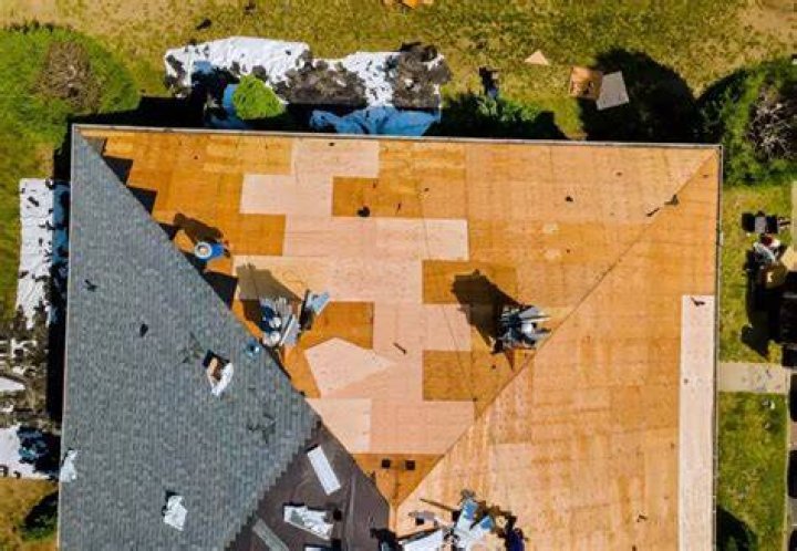 How Does Roof Replacement Work With Insurance