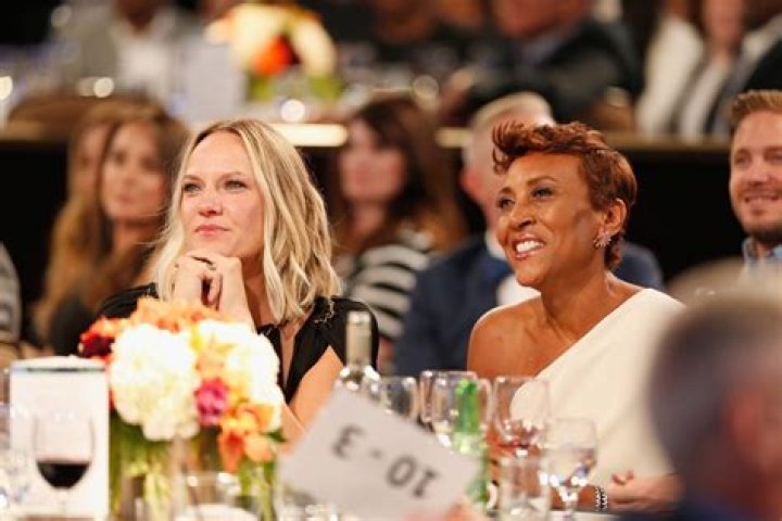 How Much Is Robin Roberts Getting Paid for Her Week of Hosting 'Jeopardy!'?