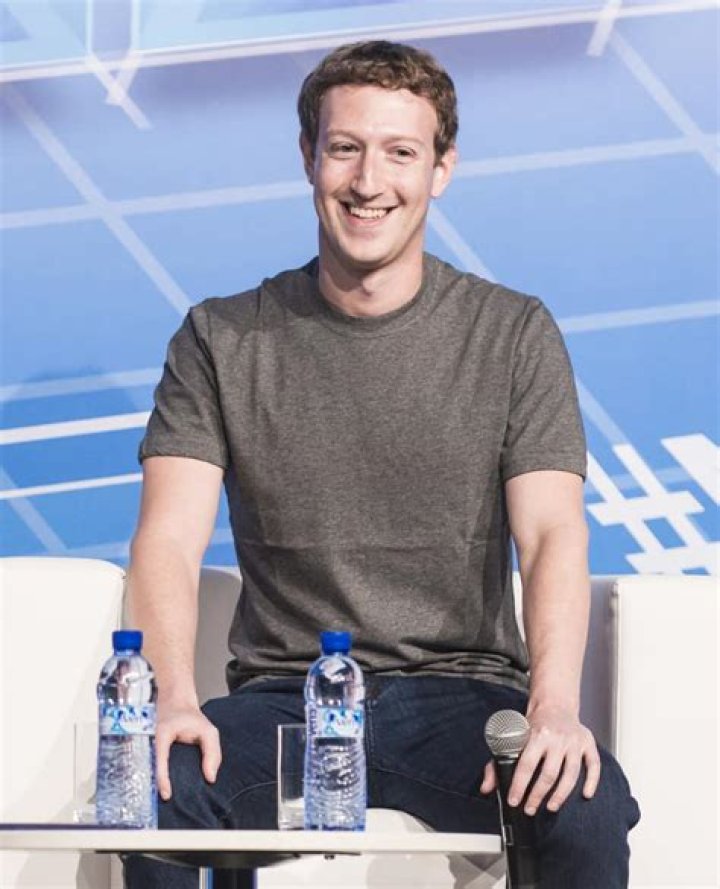 How tall is Mark Zuckerberg? Height of Mark Zuckerberg CELEBHEIGHTS™