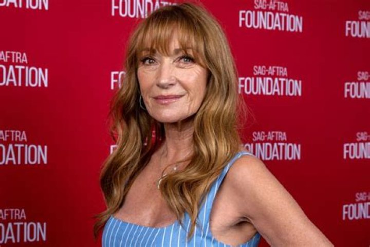 Is Jane Seymour Currently Single or Married?After several Divorce, Her