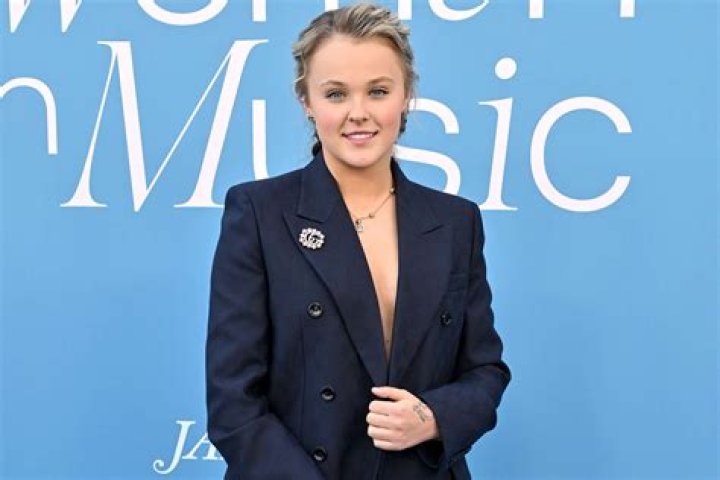 Is Jojo Siwa pregnant? Unraveling the Truth Behind JoJo Siwa's