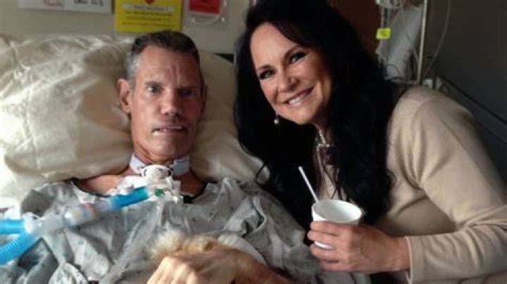 Is Randy Travis Dying? Death Hoax On Internet- Why Is Randy Travis In A Wheel Chair? |
