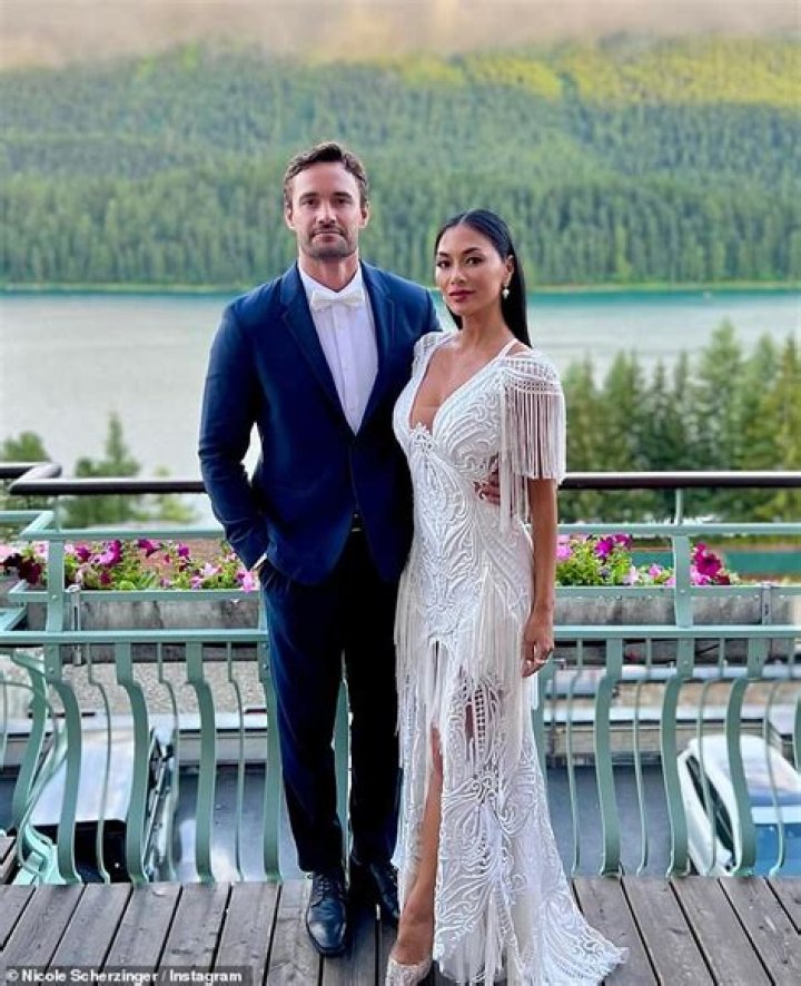 Is She Married To Thom Evans? Kids And Relationship Timeline |